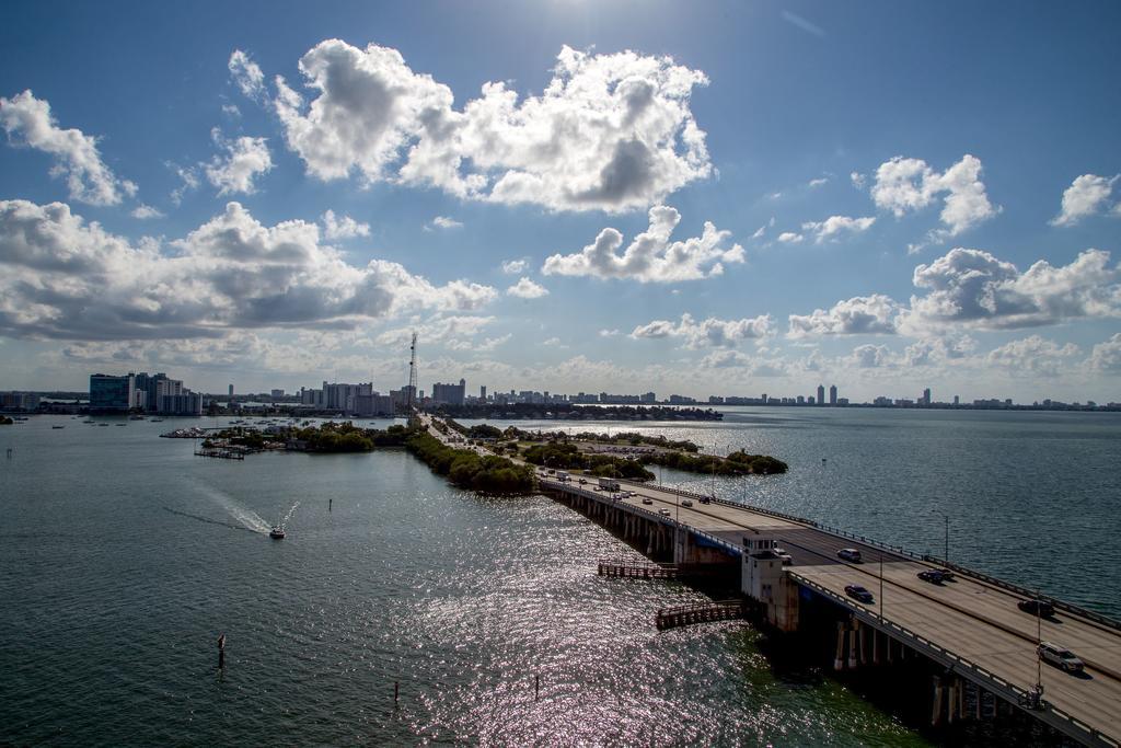 Mare Azur Miami Luxury Apartments By Grand Bay 외부 사진